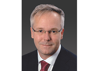 Prof. Dr. med. Thomas Freude，Head of Department of Orthopedics and Traumatology, University Medical Center PMU Salzburg